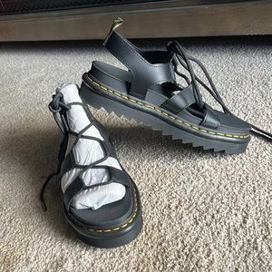 Doc Martens Nartilla Sandas